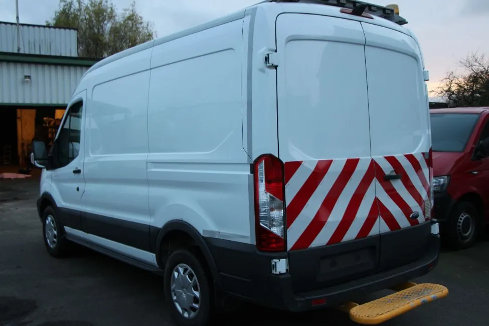 Ford Transit 2.0 L2H2 Airco Cruise Controle Euro 6 77000 km Warranty Image 5