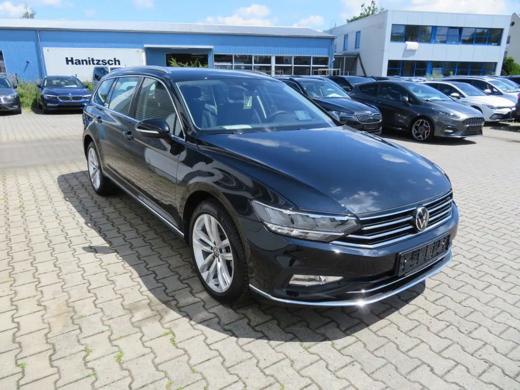 Volkswagen Passat VARIANT 1.5 TSI DSG ELEGANCE FACELIFT*NAVI PRO Image 3