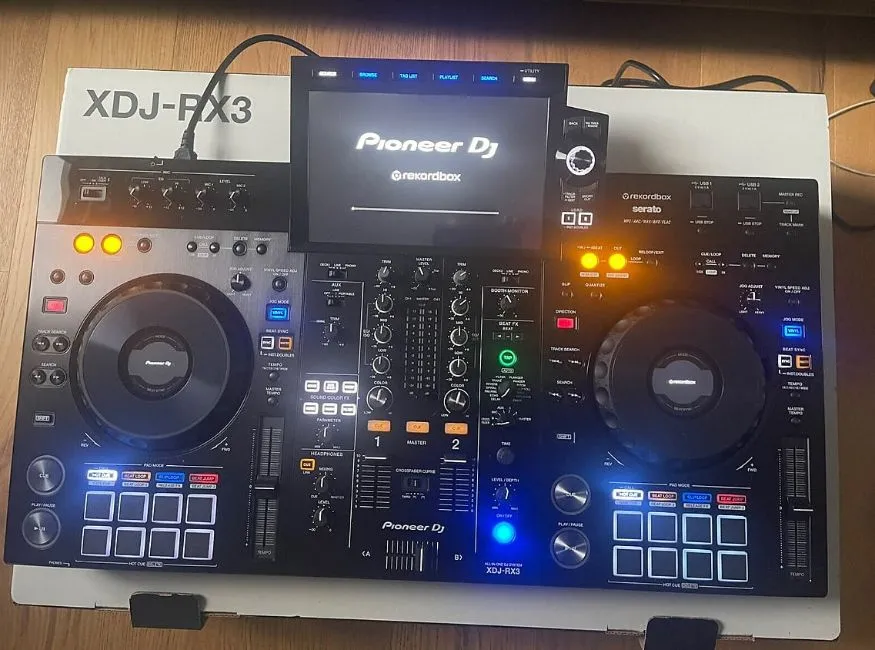 Pioneer DJ OPUS-QUAD, Pioneer DJ XDJ-RX3, Pioneer XDJ-XZ, Pi Image 5